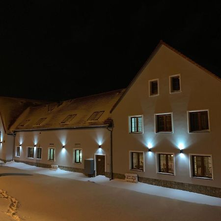 Zajazd Zacheta Kamienna Gora Buitenkant foto