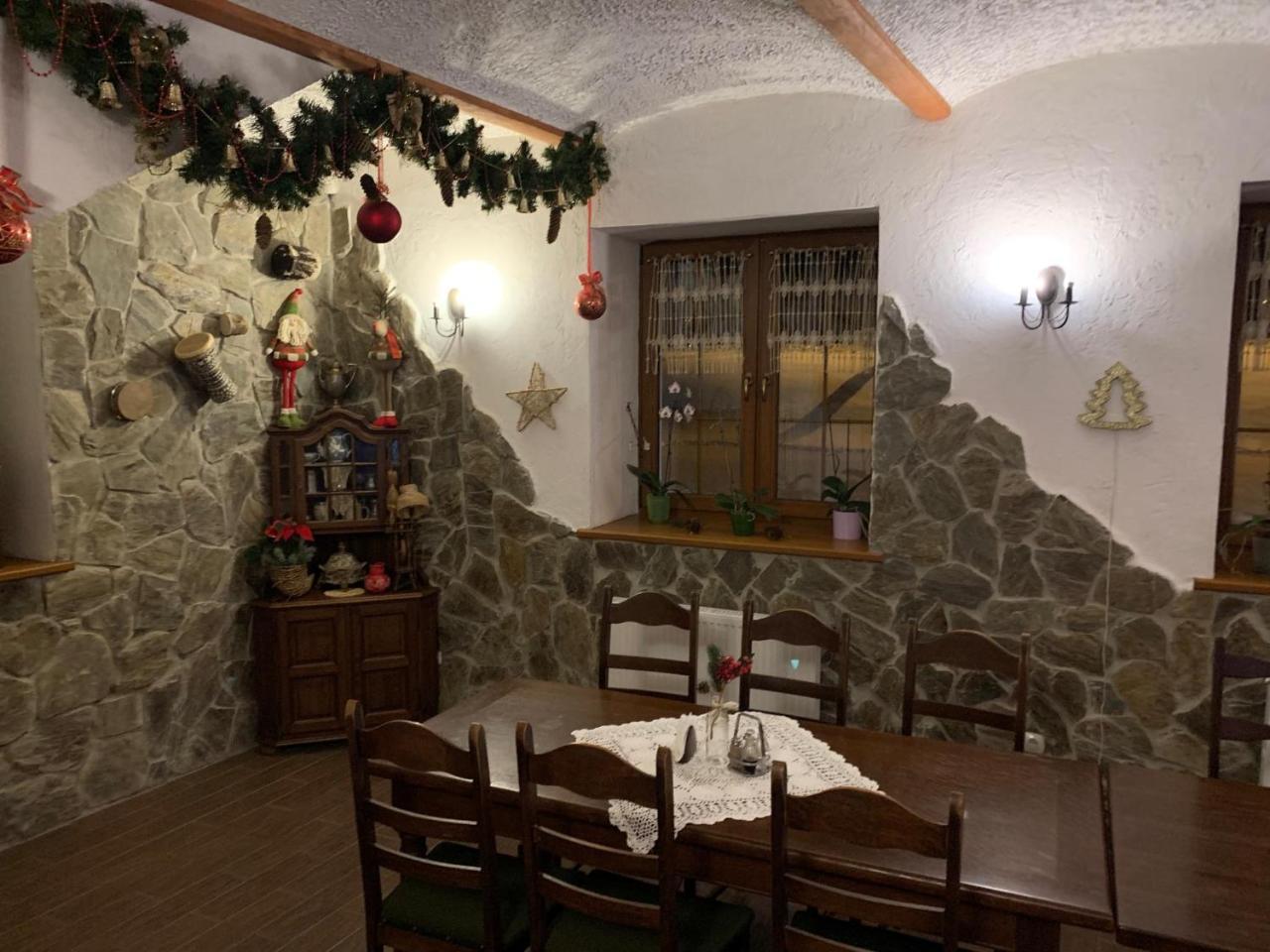 Zajazd Zacheta Kamienna Gora Buitenkant foto
